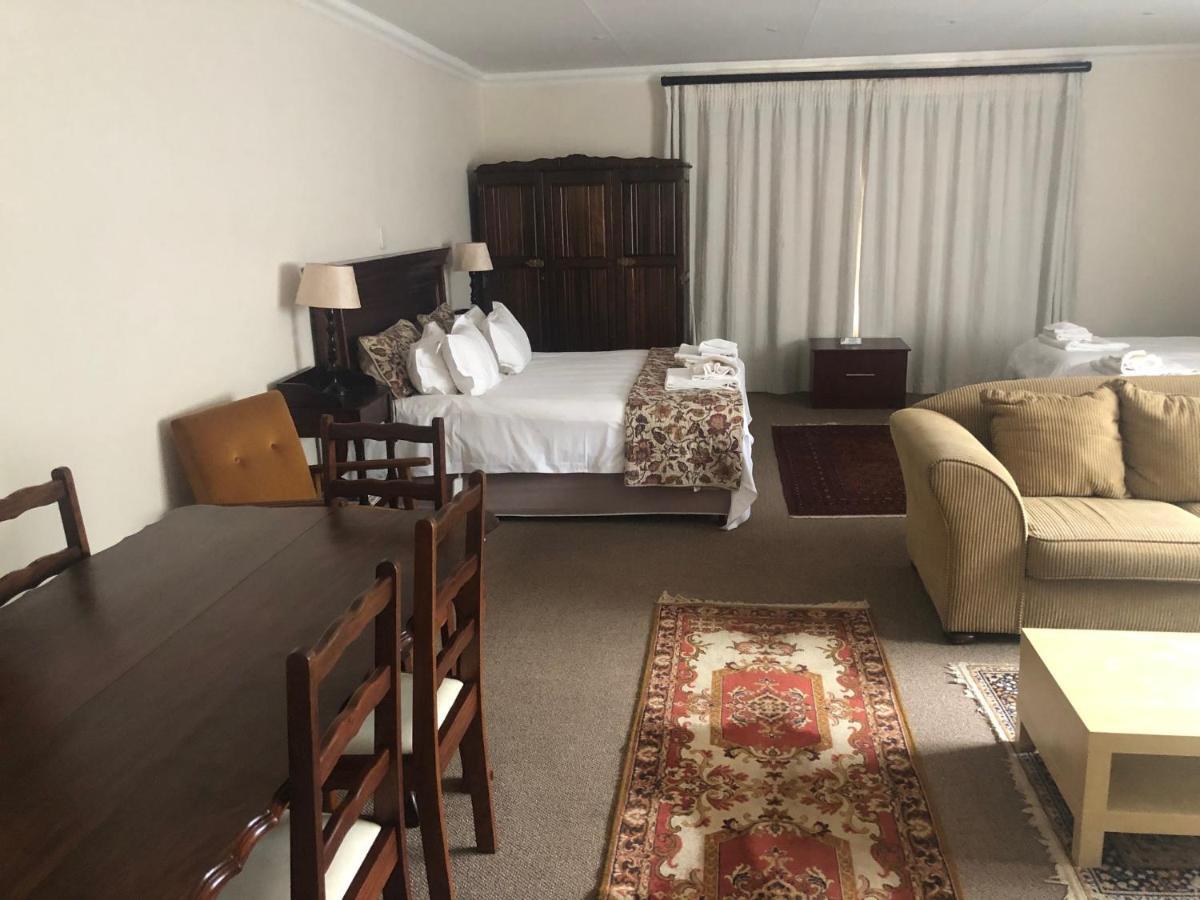 Acacia Westdene B&B บลูมฟอนเทน ภายนอก รูปภาพ