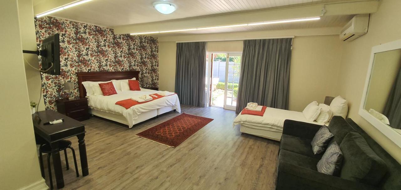 Acacia Westdene B&B บลูมฟอนเทน ภายนอก รูปภาพ