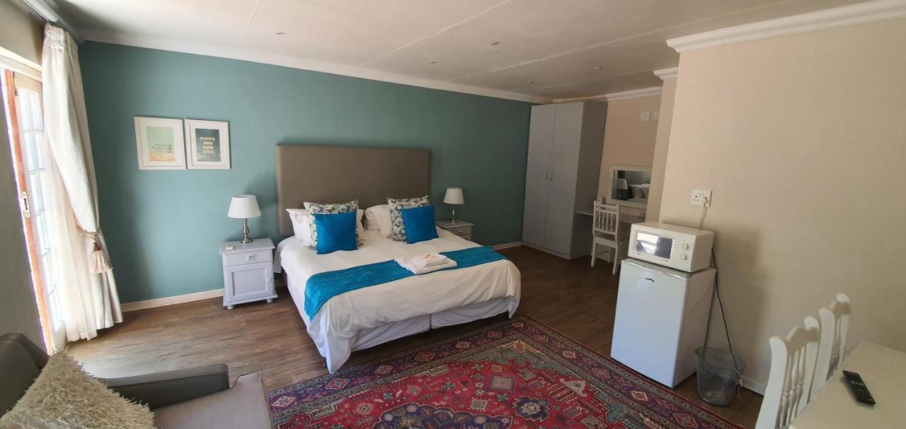 Acacia Westdene B&B บลูมฟอนเทน ภายนอก รูปภาพ