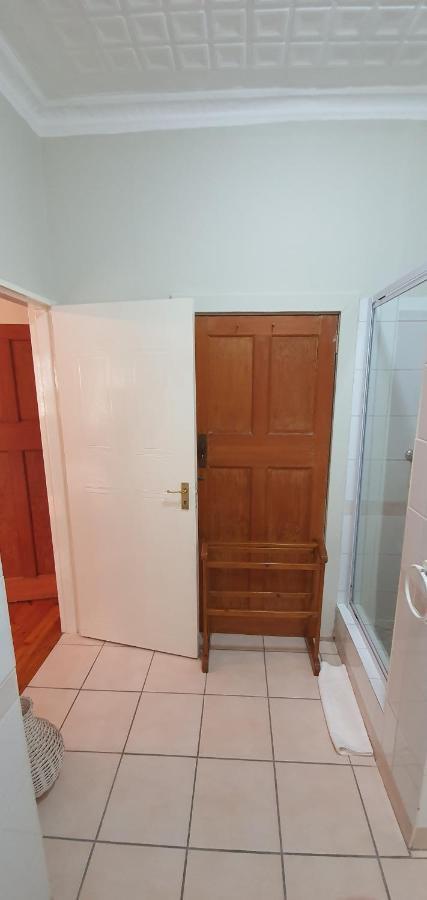 Acacia Westdene B&B บลูมฟอนเทน ภายนอก รูปภาพ